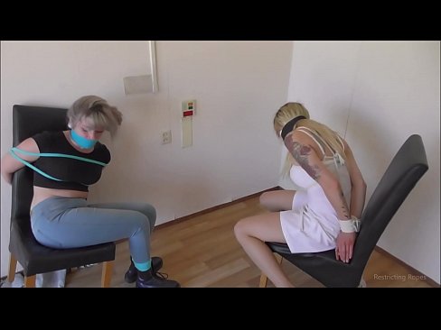 ❤️ Atkarīga / sasietas un ar aizliktām mutēm / damsel in distress ❤️❌ Porno pie mums lv.pornmega.ru ❤