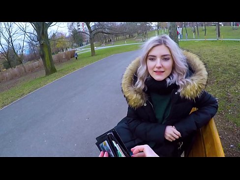 ❤️ Norij svešinieka karstu spermu par naudu - blowjob in the park by Eva Elfie ❤️❌ Porno pie mums lv.pornmega.ru ❤
